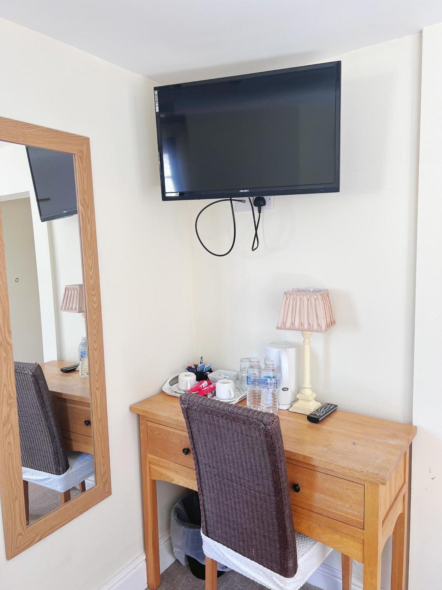 The Crown Hotel Corwen Εξωτερικό φωτογραφία