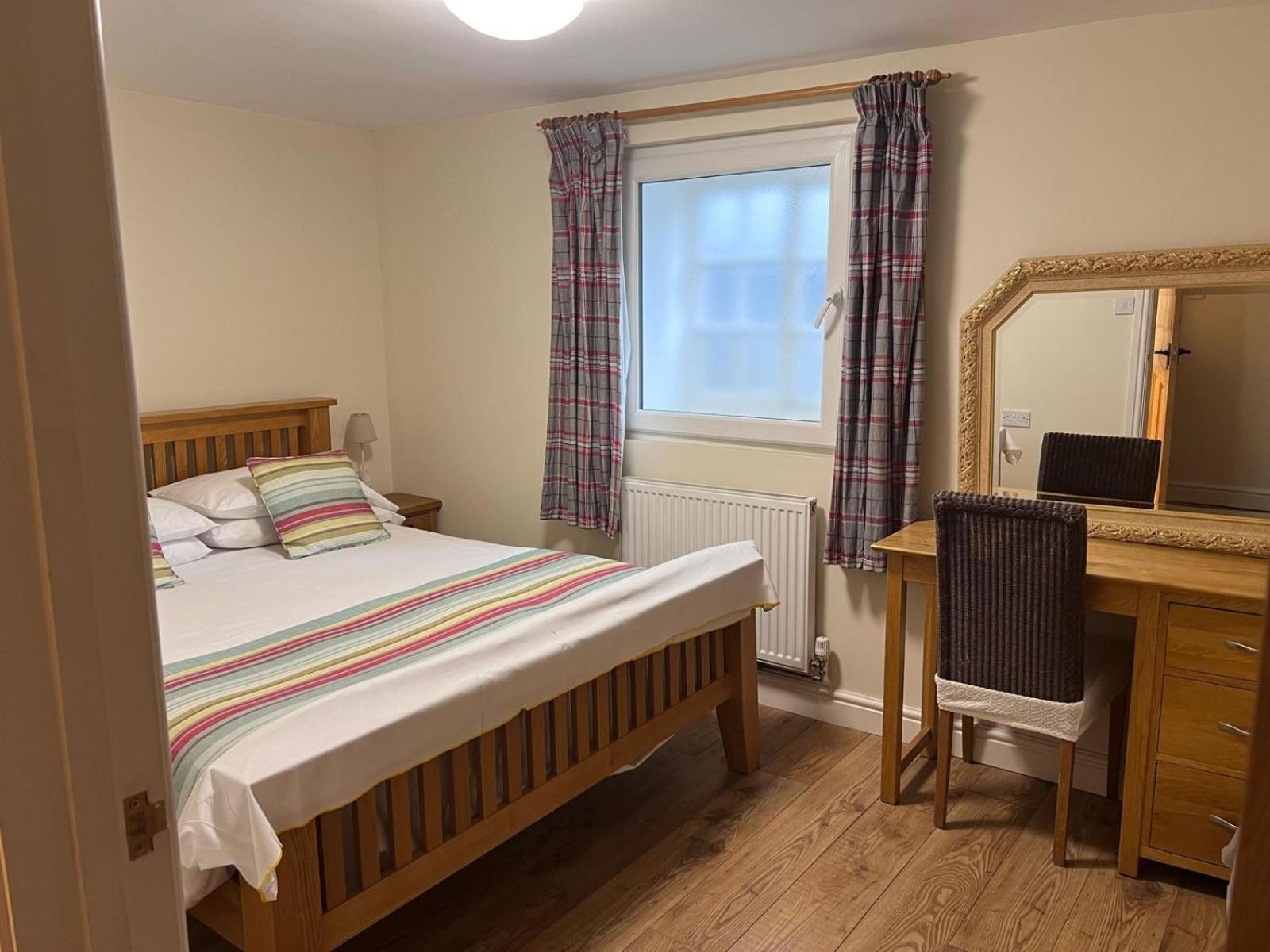 The Crown Hotel Corwen Εξωτερικό φωτογραφία