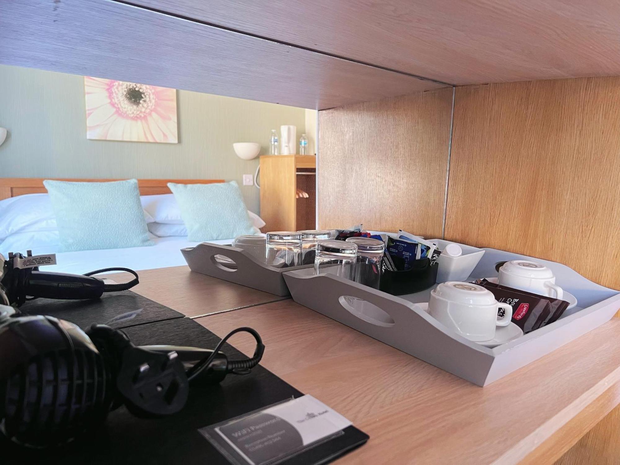 The Crown Hotel Corwen Εξωτερικό φωτογραφία
